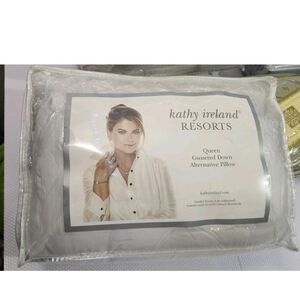 Lot Of 2 Pillows And 2 Comforters.